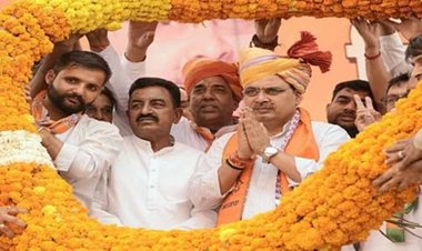 हनुमानगढ़ में झाझड़िया के समर्थन में मुख्यमंत्री ने की चुनावी सभा, मोदी की गारंटी के साथ मांगे वोट