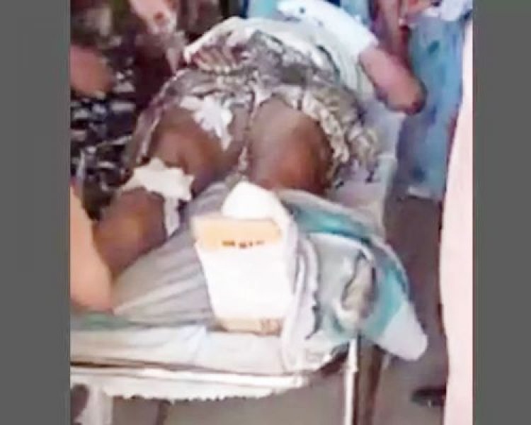 आईईडी ब्लास्ट में सीआरपीएफ कमांडेंट घायल