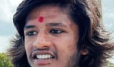 देवास में टेकरी माता सीढ़ी द्वार के सामने हादसा:एक युवक की मौत, दूसरा गंभीर रुप से हुआ घायल, इंदौर रेफर