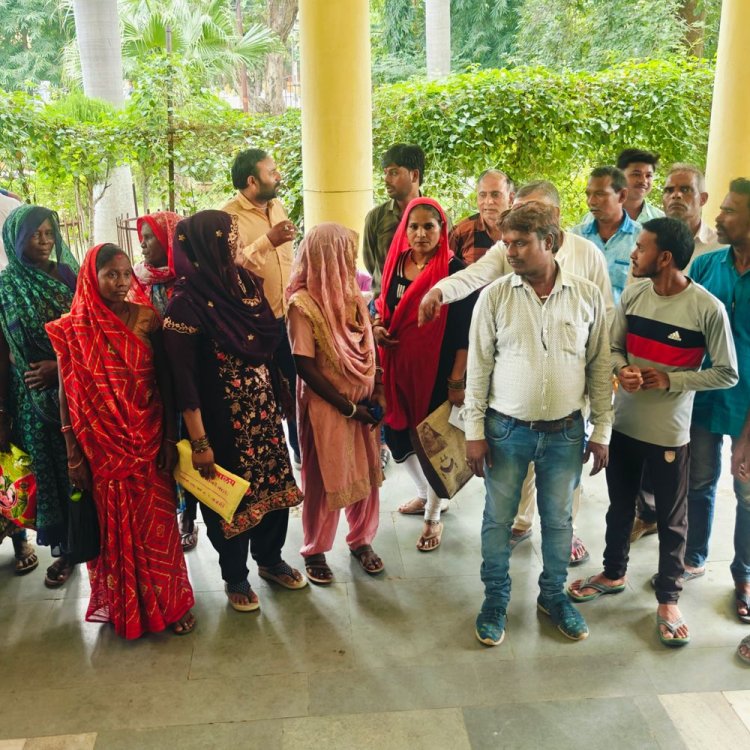 उमरिया के अमरपुर गांव का मामला:ग्रामीणो ने सचिव पर लगाया भ्रष्टाचार का आरोप; जिपं CEO ने दिए जांच के निर्देश