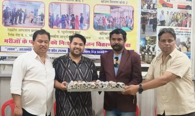 लायंस भोजनशाला रेडक्रॉस चिकित्सालय भोपाल में संध्या कालीन सेवा:मरीजों के परिजनों को वितरित किया पौष्टिक भोजन