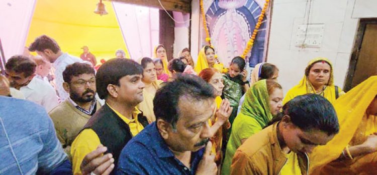 श्री साईं जन्मोत्सव पर भजन-कीर्तन और आरती