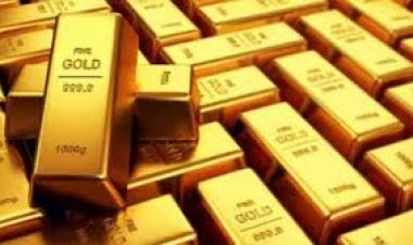सोना 100 रुपये टूटकर 90,450 रुपये पर, चांदी में 500 रुपये की गिरावट