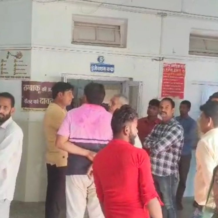 खेत में फायर, पोस्ट ऑफिस एजेंट का मिला शव:पास में लाइसेंसी रिवॉल्वर पड़ी थी, आत्महत्या या हादसा में उलझी पुलिस