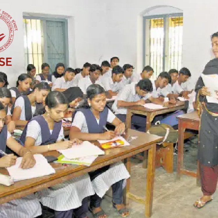 1 लाख स्कूल में पढ़ाने के लिए सिर्फ 1 शिक्षक:UDISE की रिपोर्ट के मुताबिक कहीं स्कूल में 47 बच्चों पर एक शिक्षक; कहीं जीरो एनरोलमेंट